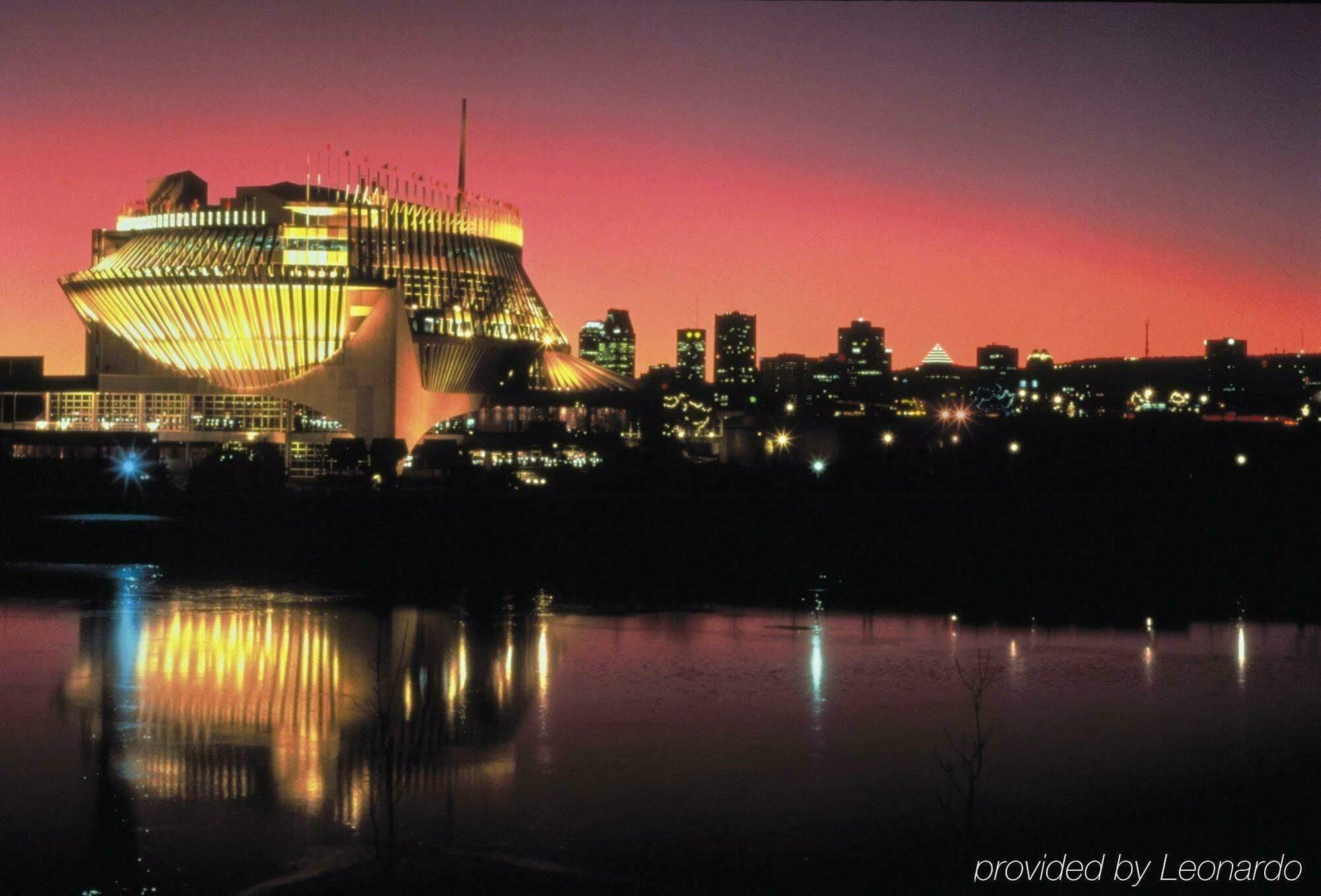 Centre Downtown By Ihg Montréal